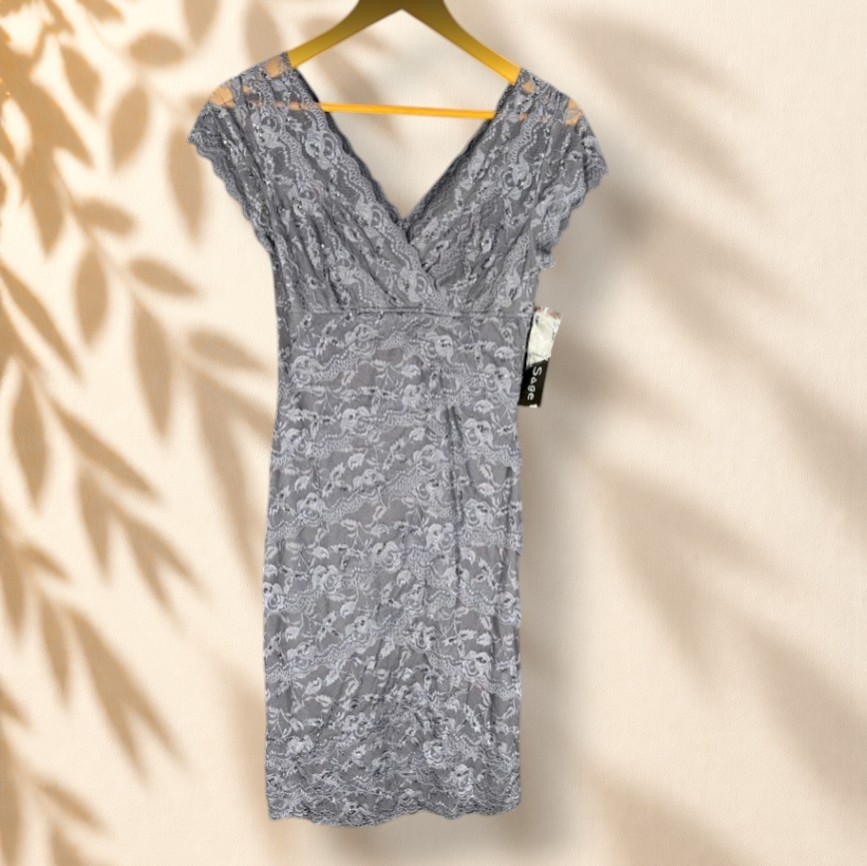 New Blu Sage Dress Women 4 Gray Floral Crochet Sheath Midi V-Neck Short Sleeve