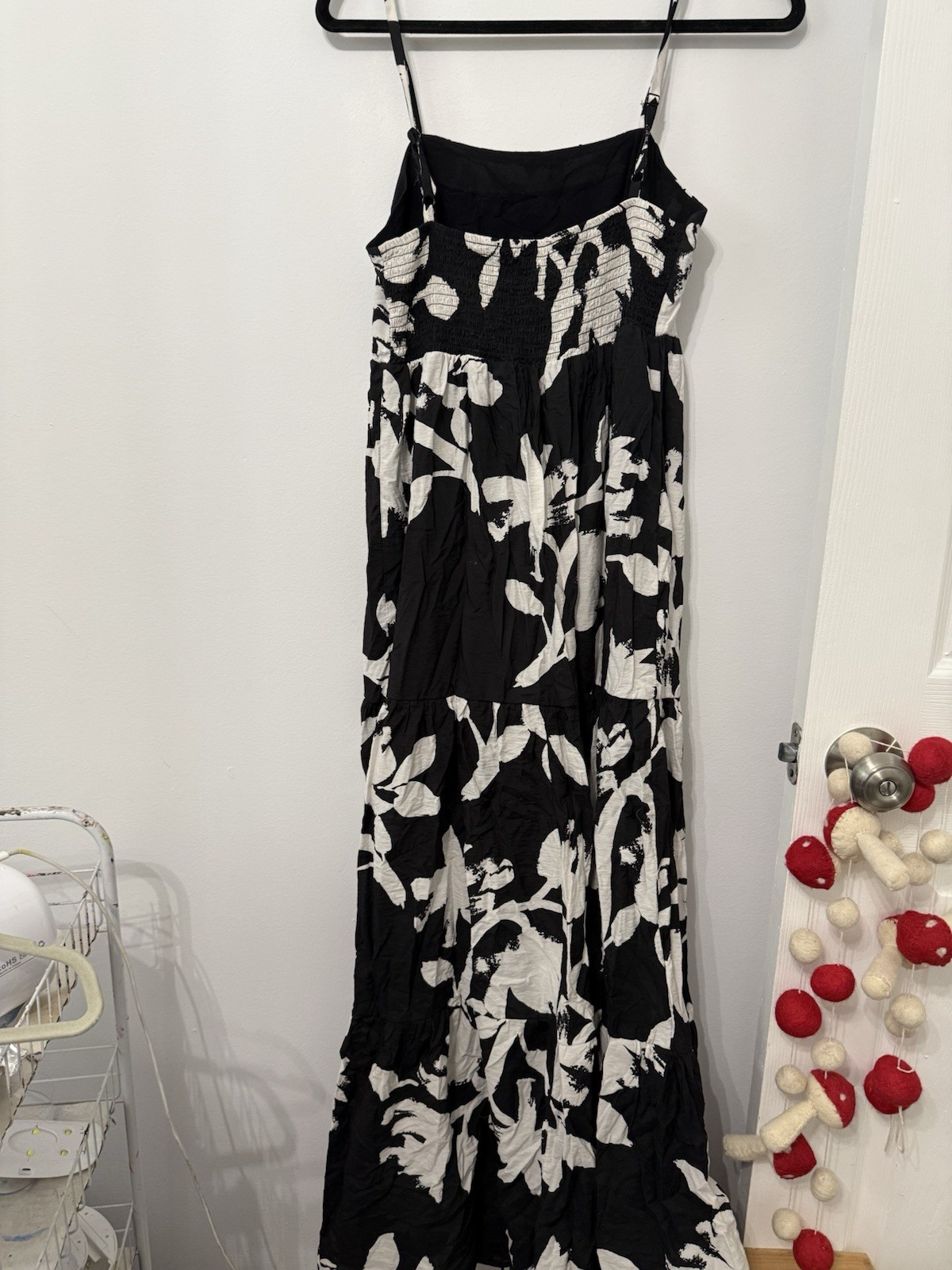 Nine West Women’s Sleeveless Maxi Dress Black & White Floral Lined Sz Medium