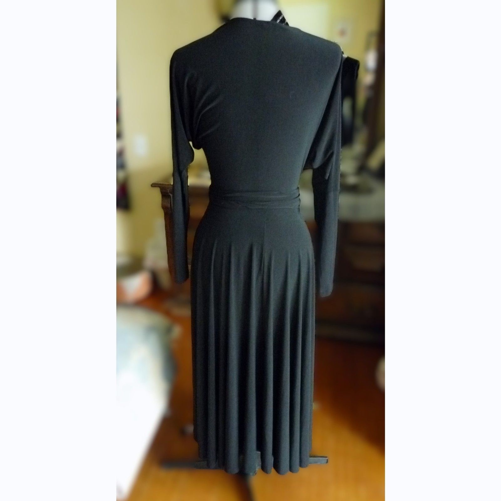 Kamalikulture Black Smooth Fluid Knit True Wrap Midi Dress Full Circle Skirt S
