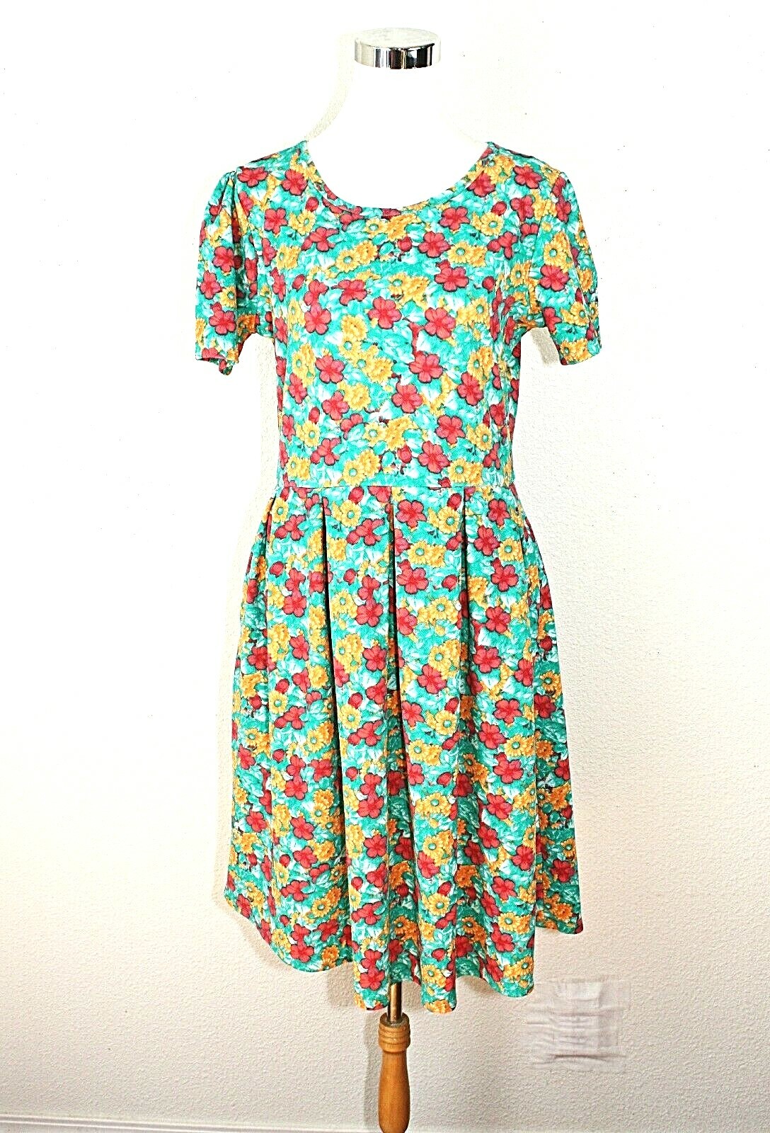 LULAROE Knit Dress Sz. XL AMELIA SS Pleated Skirt Multicolor Floral Casual #04