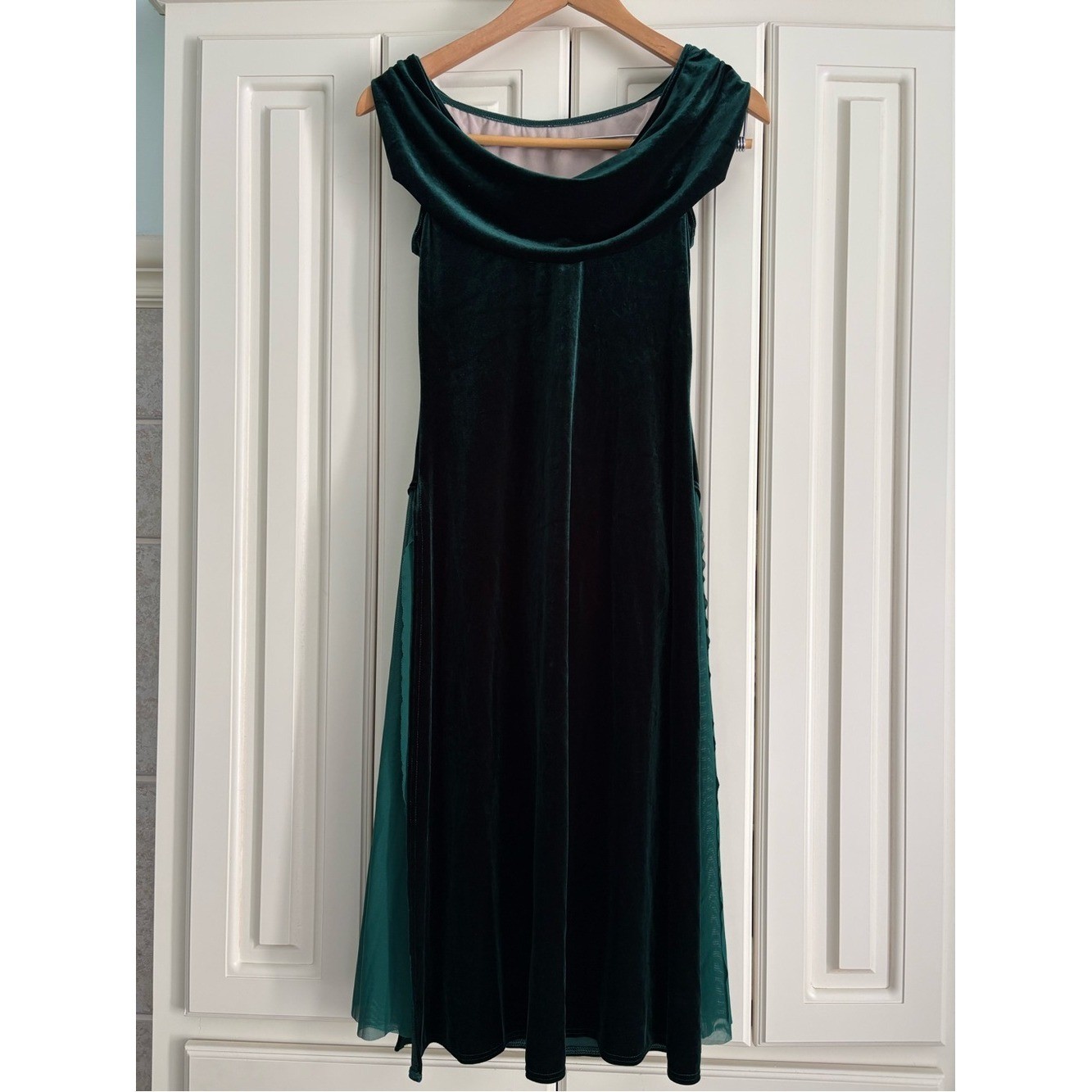Weismann Green Velvet Cowl Neck Dress Dance Costume Leotard Side Slits SA