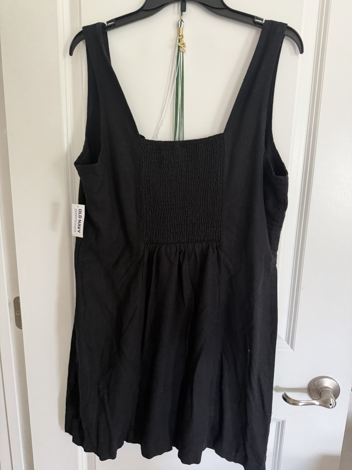 Old Navy Women’s Sleeveless Dress