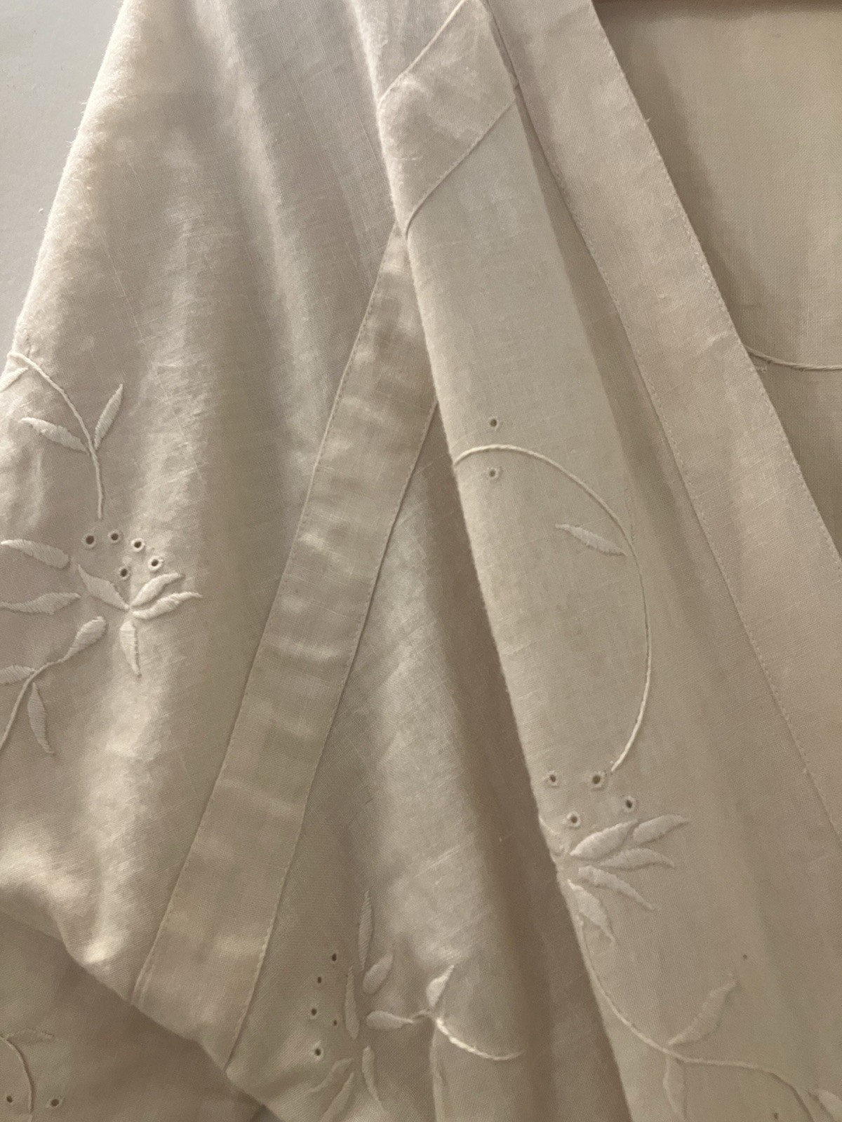 Nancy Johnson Vintage Cottagecore Romantic Embroidered Midi Dress Womens Sz S