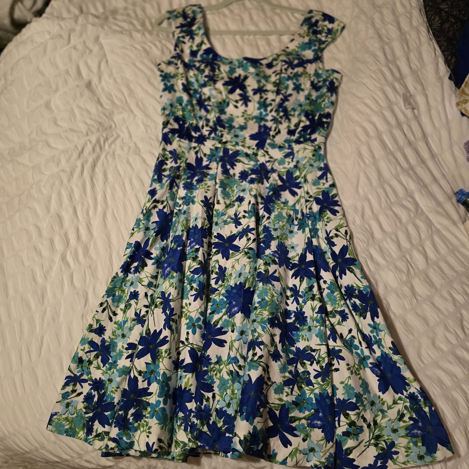 Calvin Klein Dress Women 6 Fit & Flare Knee Scoop Neck Sleeveless Floral