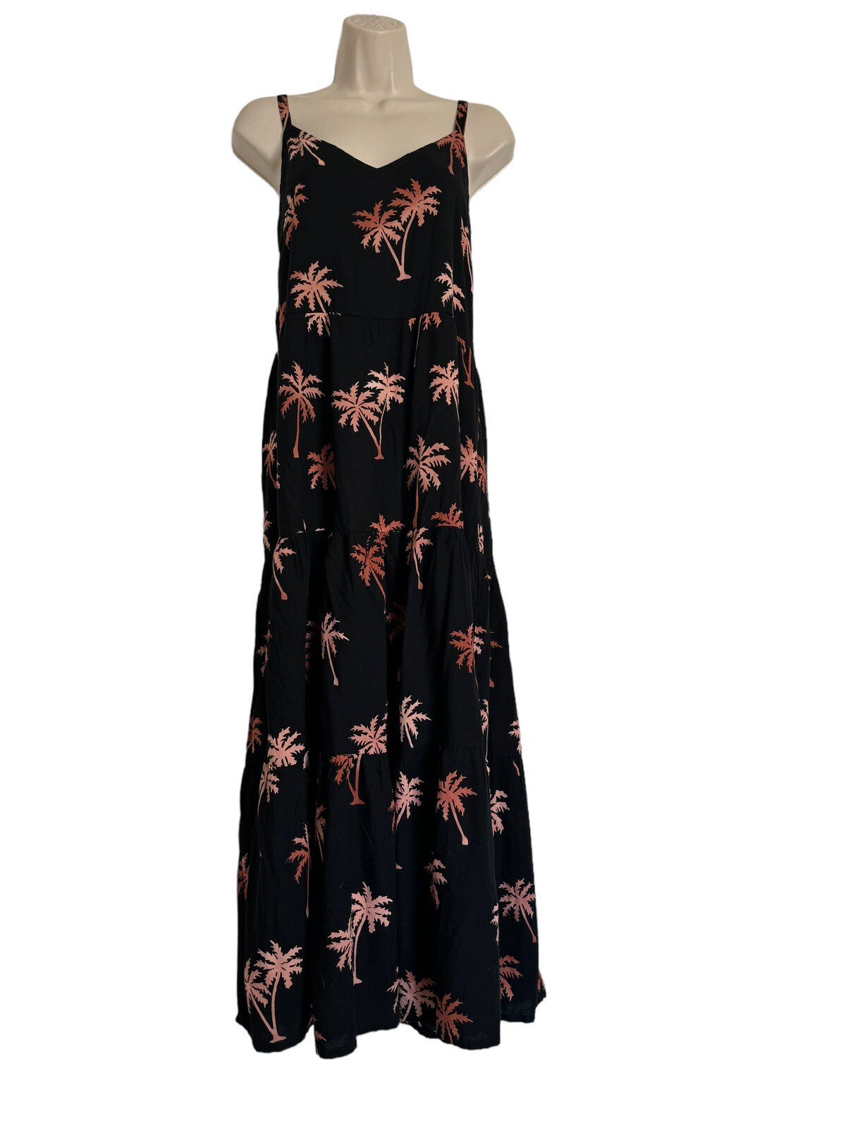 Sugarhill Brighton Tara batik tiered maxi sundress black, palm tree print size 8