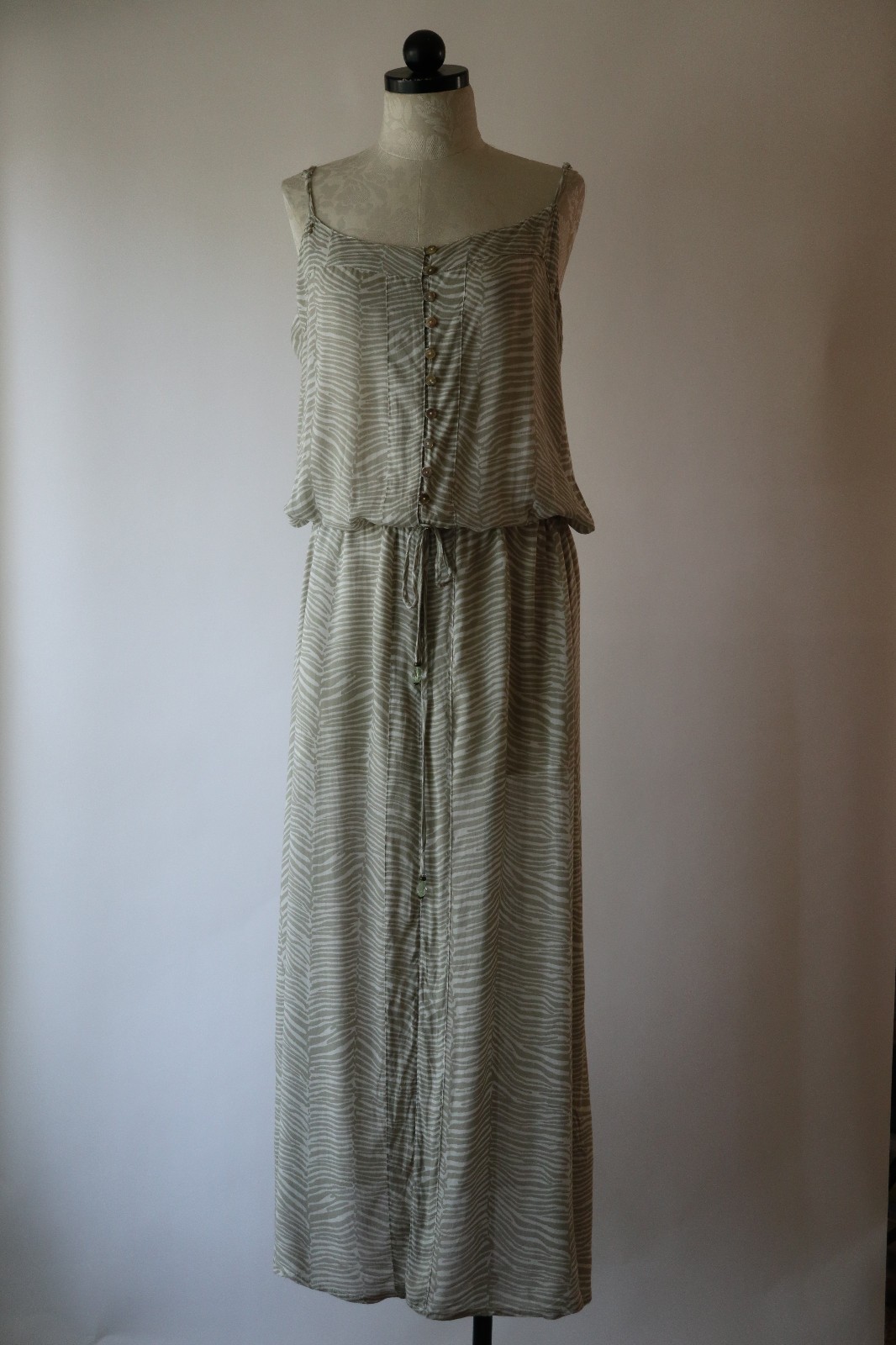 Pineapples Tan White Animal Print Buttoned Long Maxi Strappy Sundress Women M