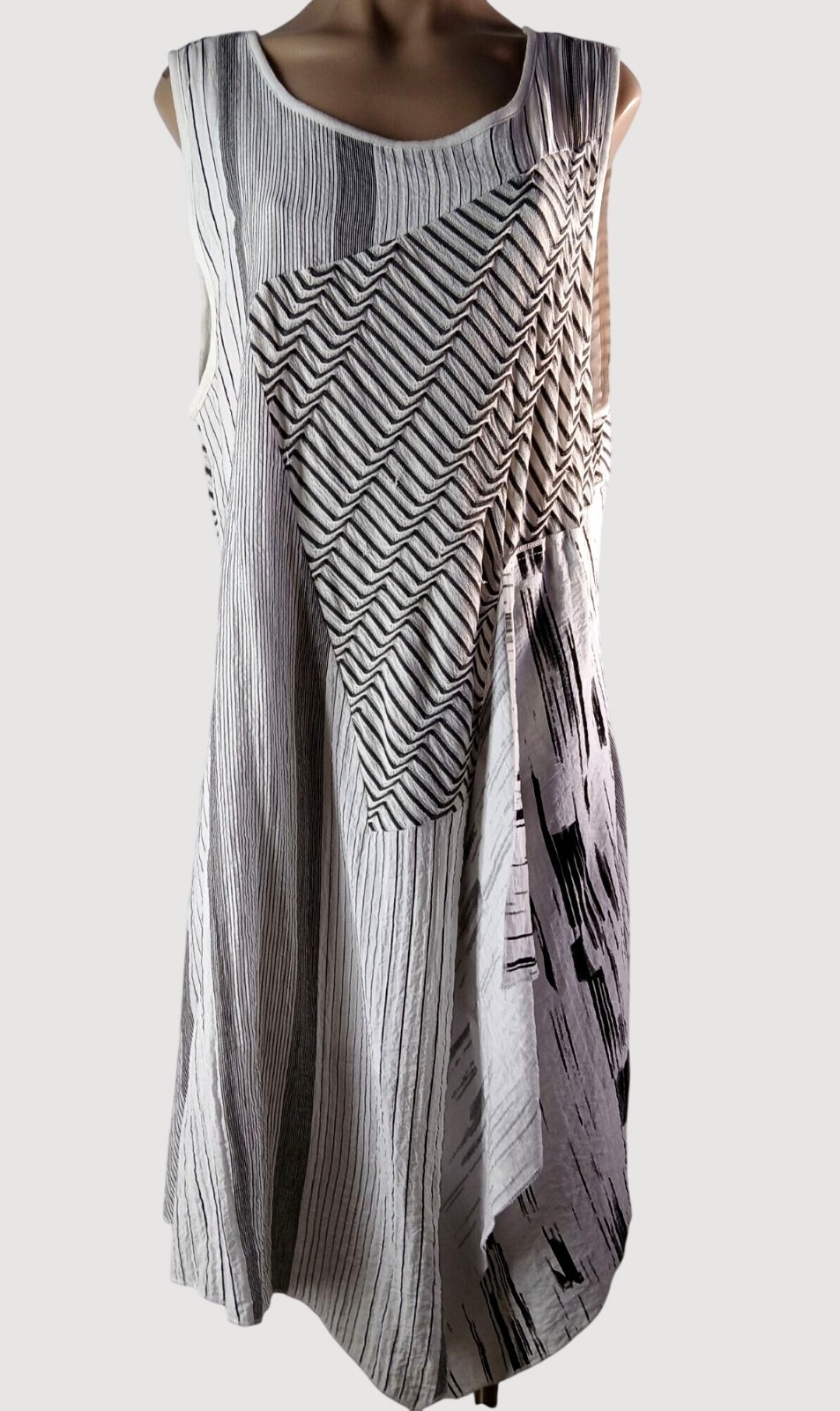 Radzoli Sleeveless Black White Patchwork Panel Tiered Dress XL Asymmetrical