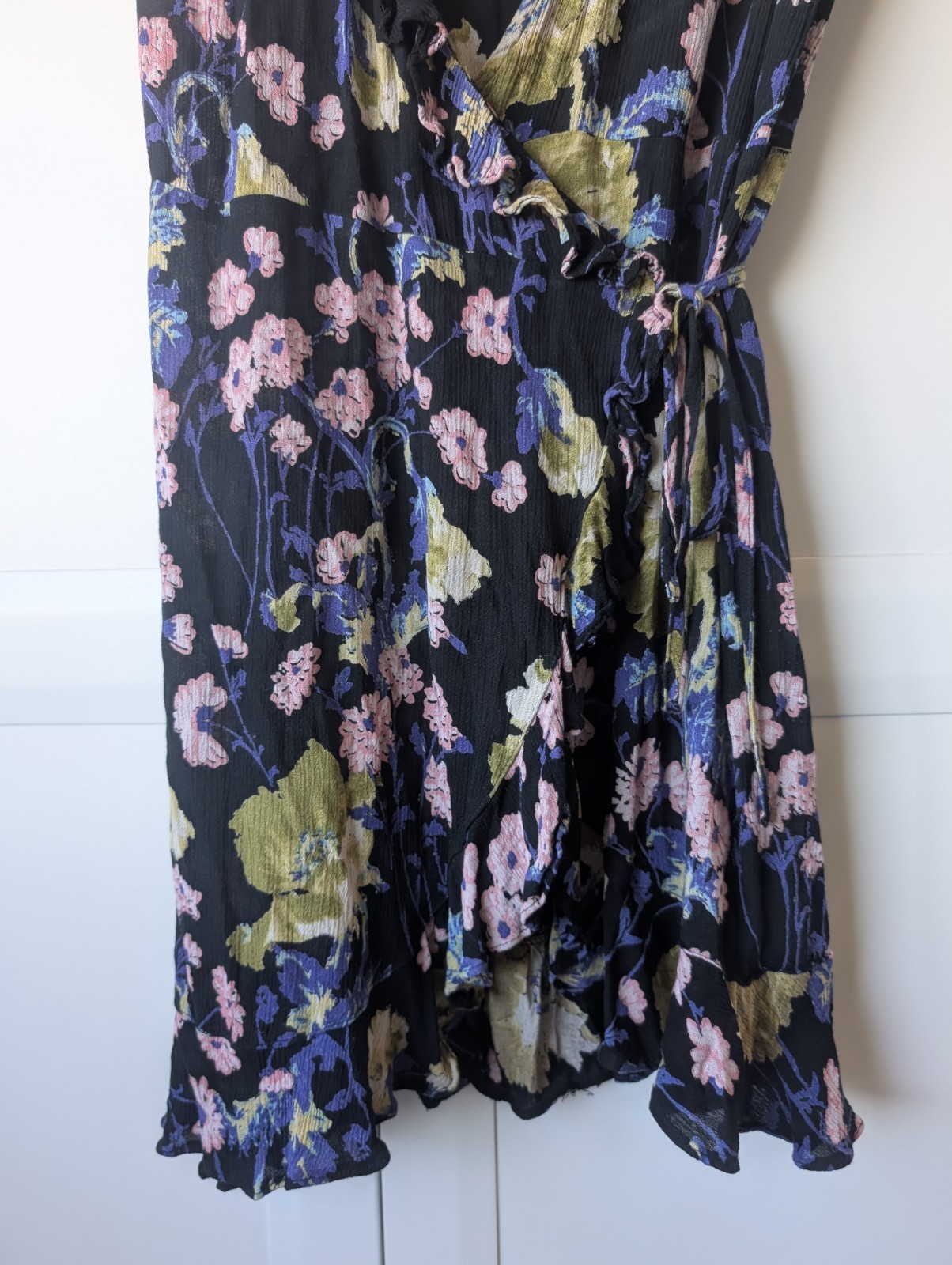 Pins And Needles Multi Floral Print Ruffle Frill Mini Wrap Dress Size L