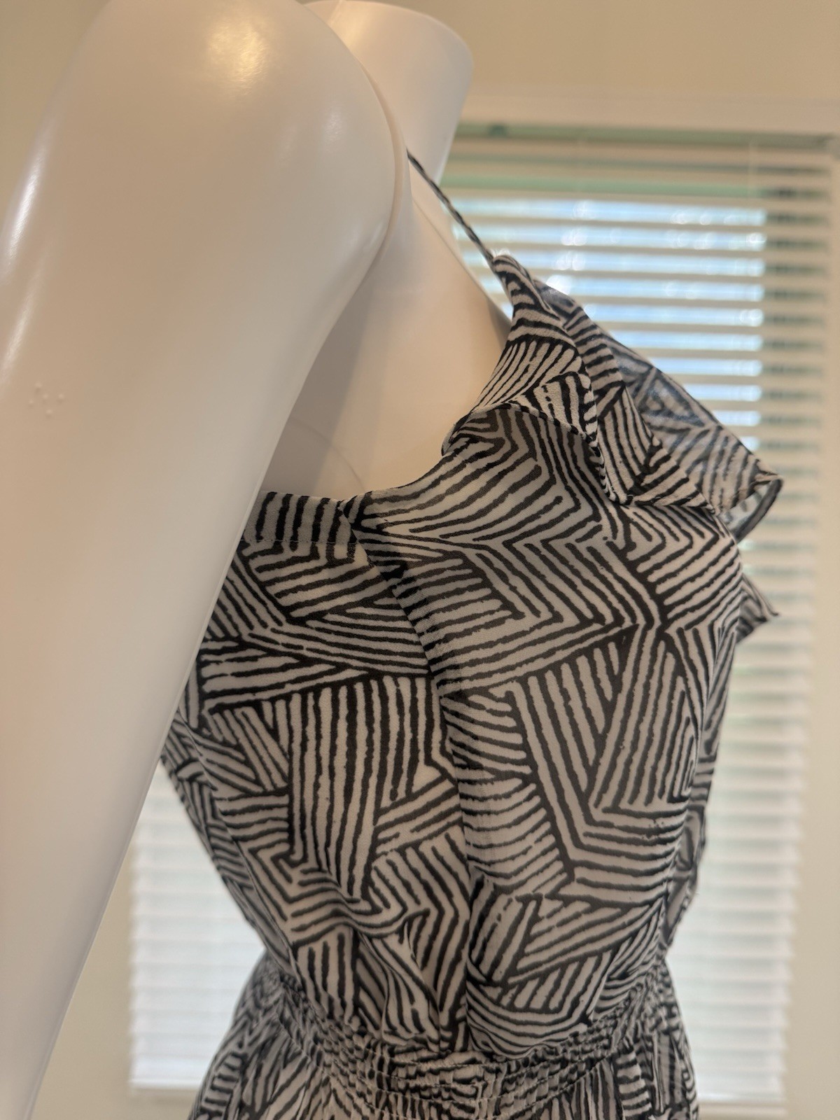 Moda International Geometric Print Ruffle Sundress in Black/White SizeXs