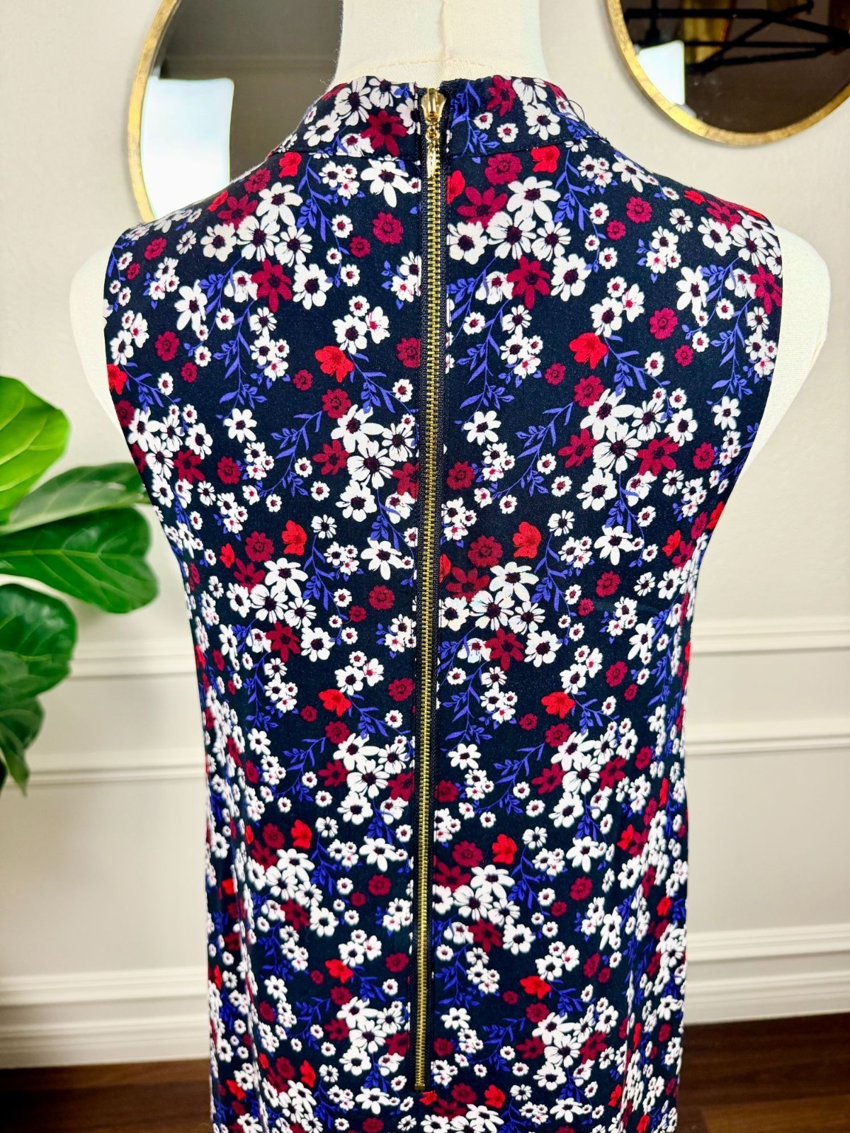Romantic Feminine Kensie Floral Sheath Dress | Soft Girl | Size M | EUC
