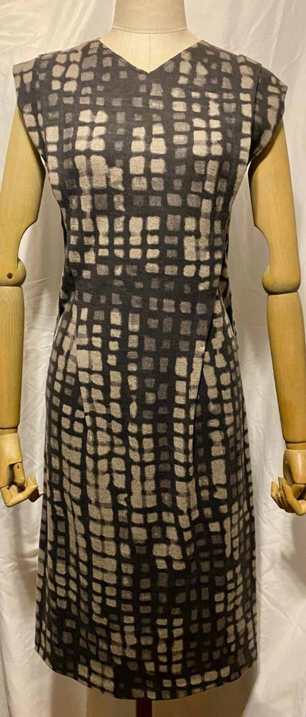 Bottega Veneta Grey & Black Printed Wool Cap Midi Dress Size 42/US 6 NEW