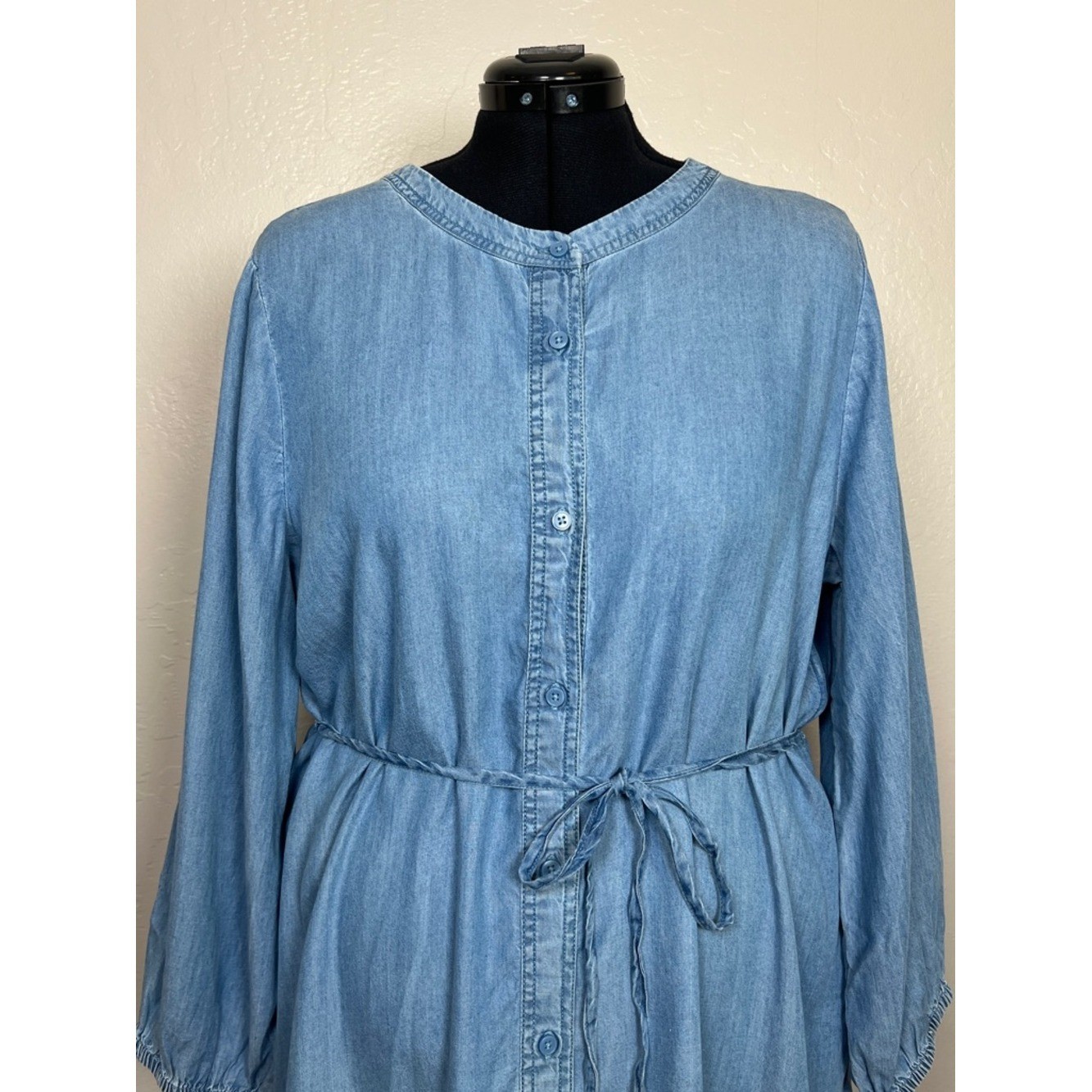 BEACHLUNCHLOUNGE Women’s Size XL Medium Wash Chambray Long Sleeve Shirt Dress