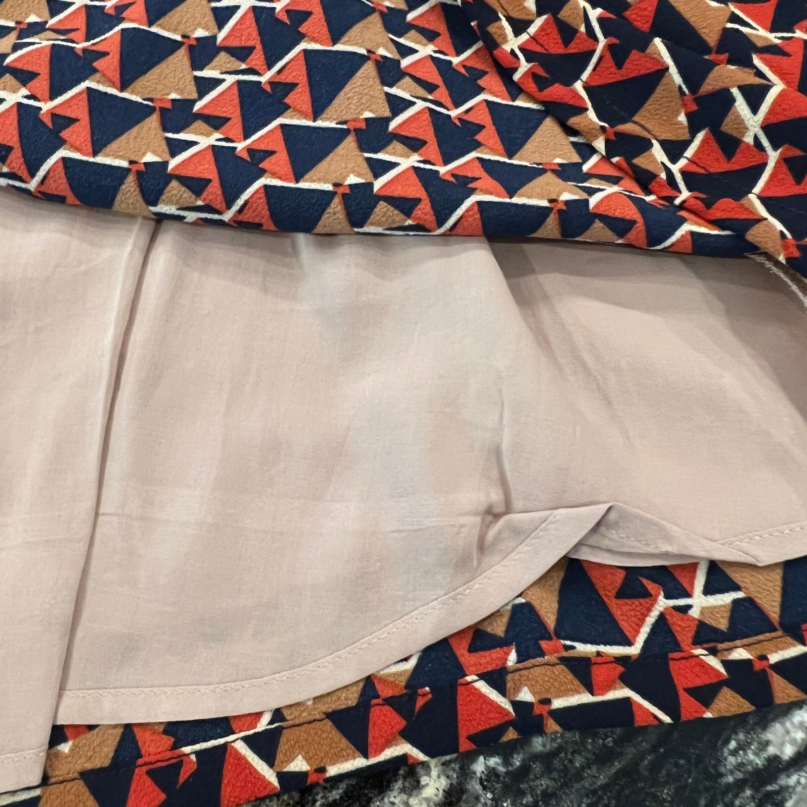 NWT Nordstrom’s Miss Me Tan, Navy, Orange/Red Geometric Print Shift Dress – S