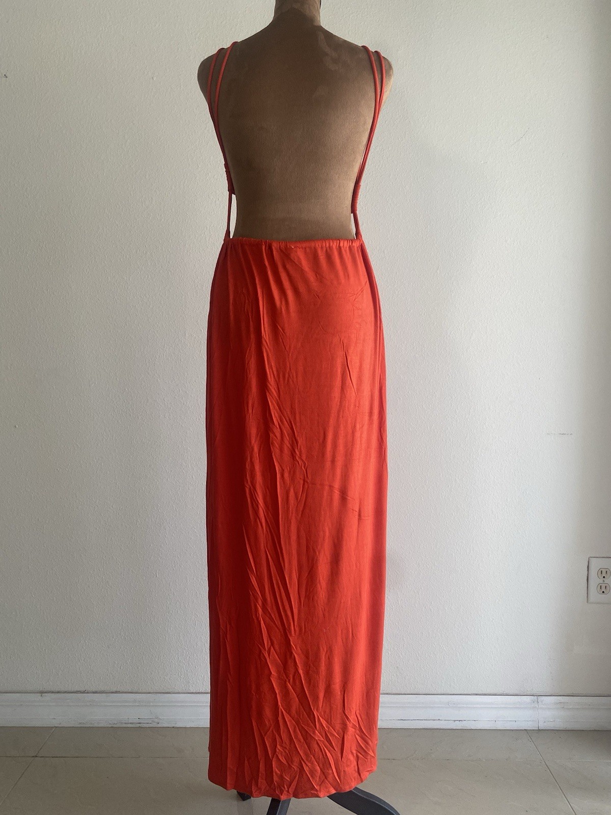 Olivaceous Orange Cut-Out Open Back V-Neck Maxi Dress Party/Cocktail M