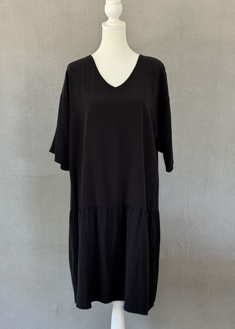 Eileen Fisher Black Drop Waist Midi Dress Lyocell Viscose Oversized M