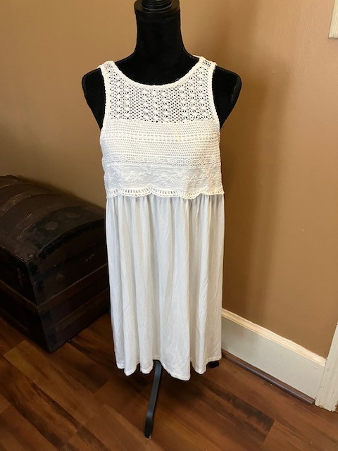 JW Style Sleeveless Back Tassel Tie Embroidered Dress IVORY size L
