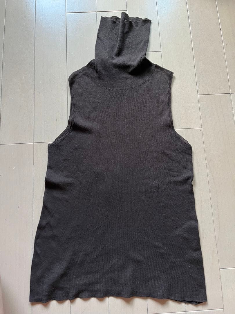USED PRADA TURTLENECK COTTON KNIT, SLEEVELESS, SUMMER WEAR VERYGOOD
