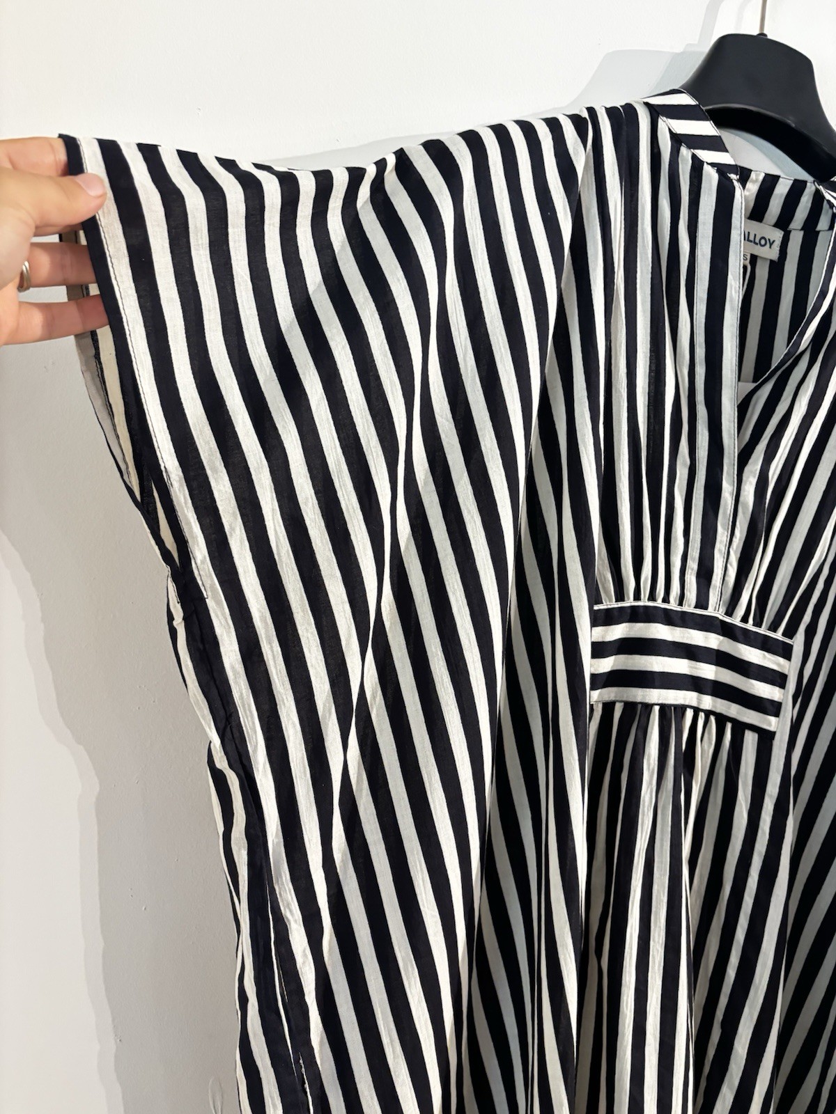 Ink+Alloy Margot Striped Kaftan Black and Cream One Size