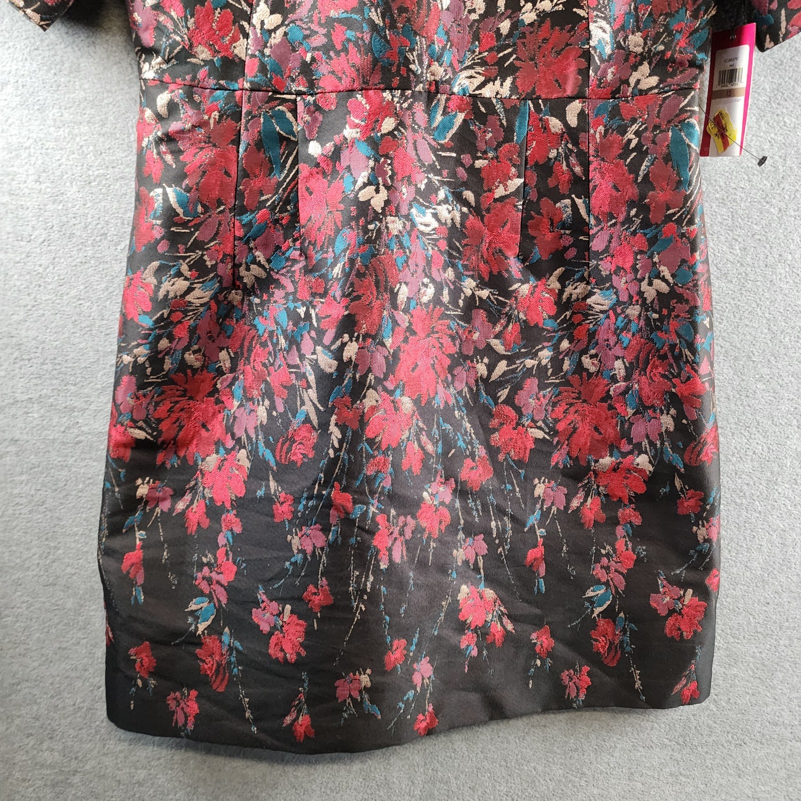 Vince Camuto Floral Jacquard Short-Sleeve Dress Women’s 12 Red Multi Back Zip
