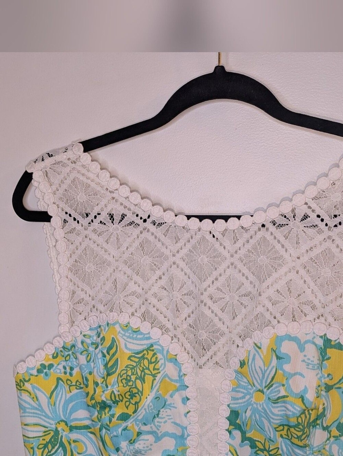 Lilly Pulitzer Sofia Lace Shift Dress Dandelion Yellow Beach Gypsies size 8
