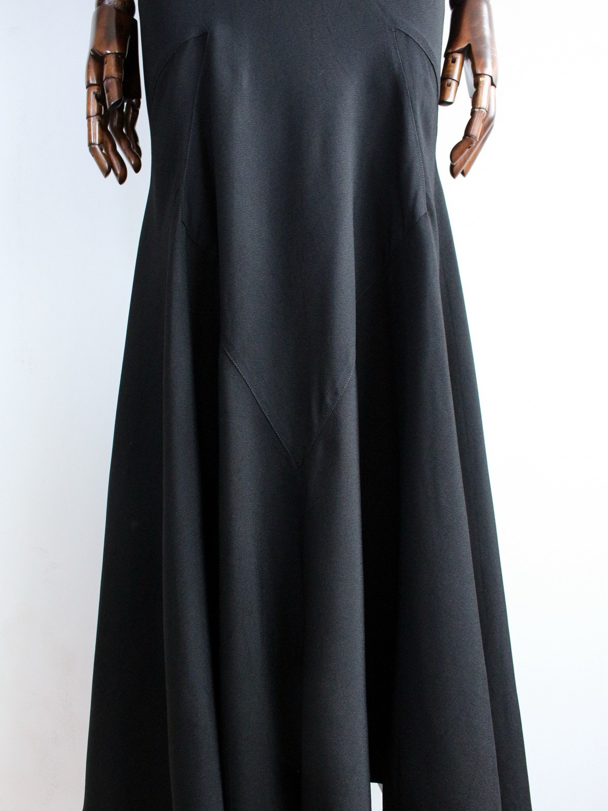 John Galliano Autumn/Winter 1988 ‘Hairclips’ Runway Black Bias Cut Crêpe Gown