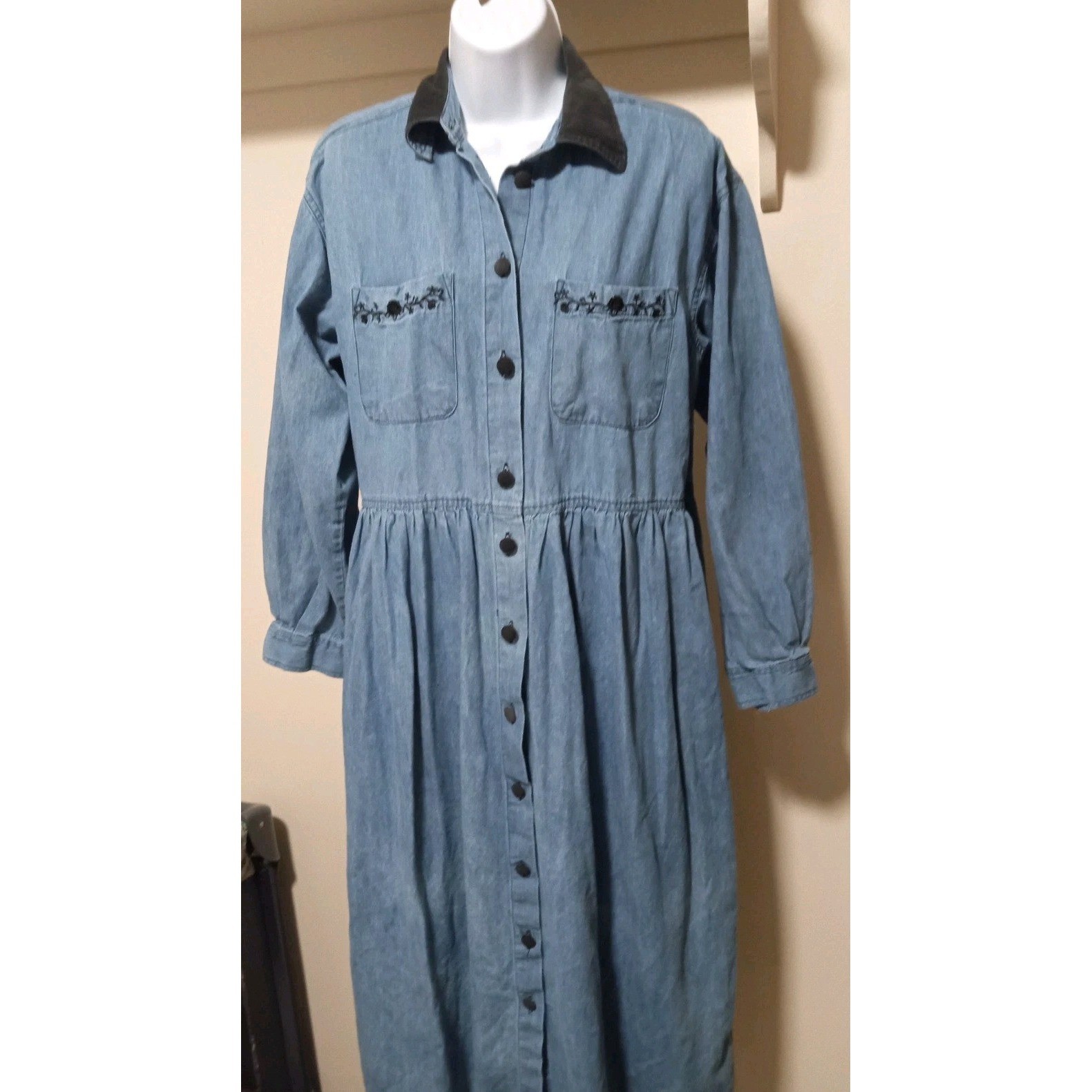CAPACITY Denim Corduroy Collar Dress Button Front Embroidered Pockets Women’s M