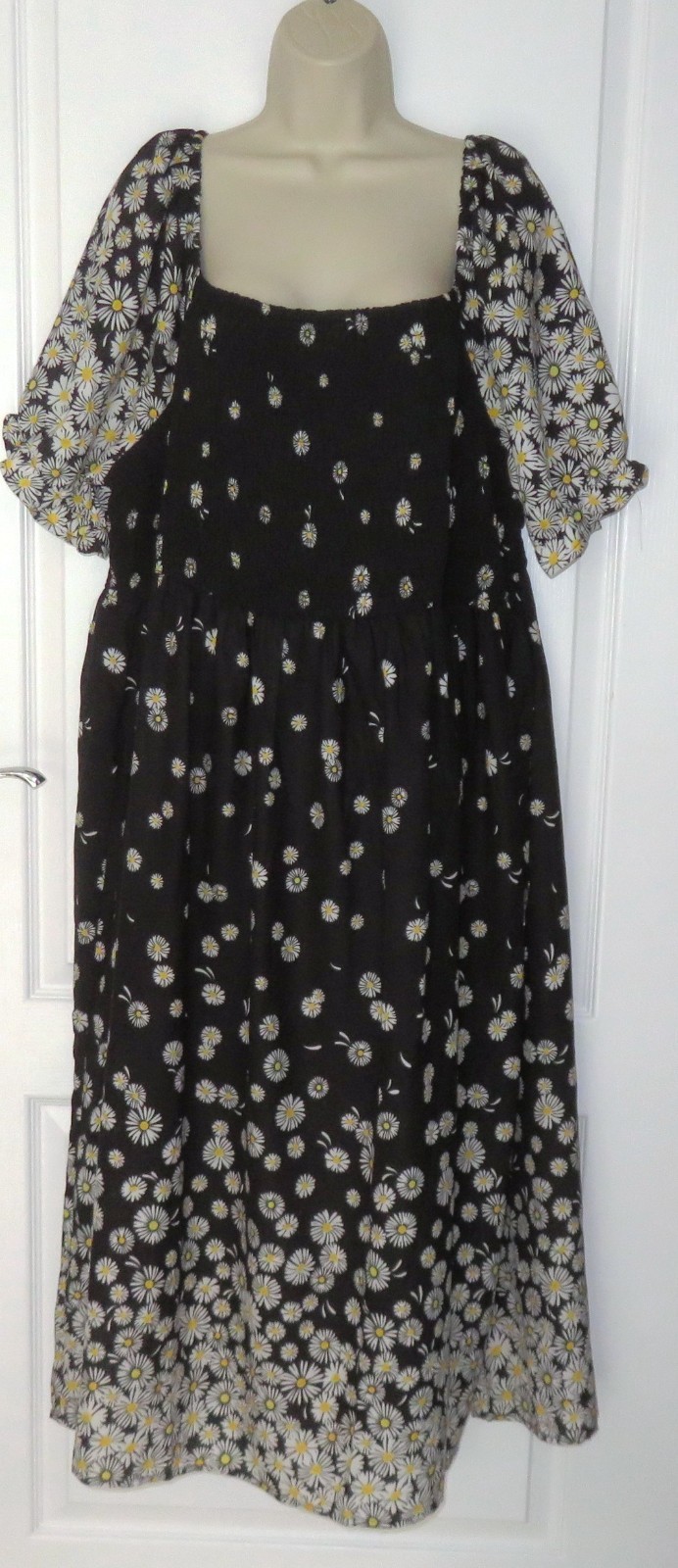 YOURS CLOTHING Ladies Black Daisy Floral Shirred Midi Maxi Dress Plus Size 22 24
