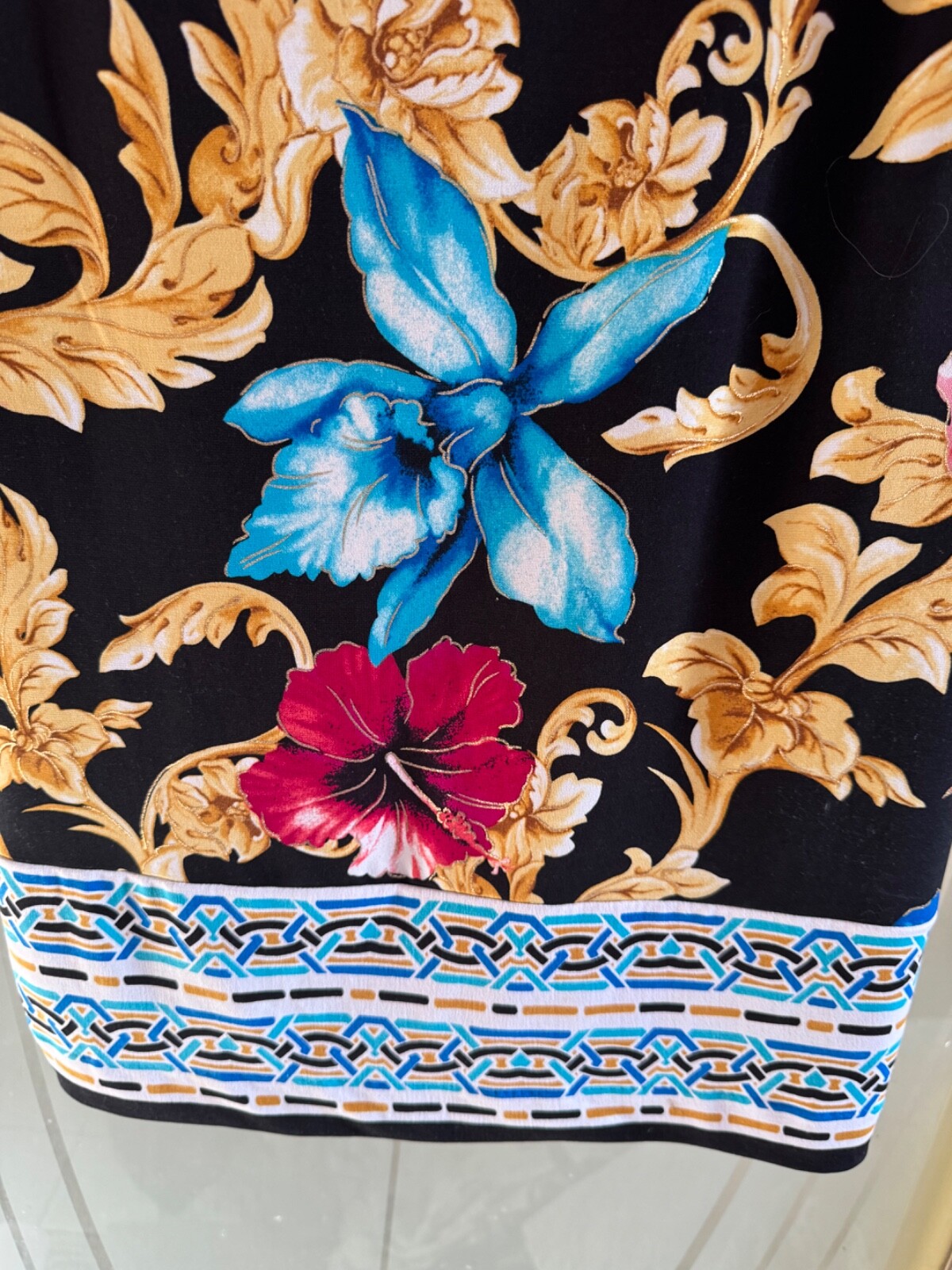 CACHE VTG SIZE 8 Multi Gold/Red/Blue/Black Poly/Spandex Blend Floral Sheath