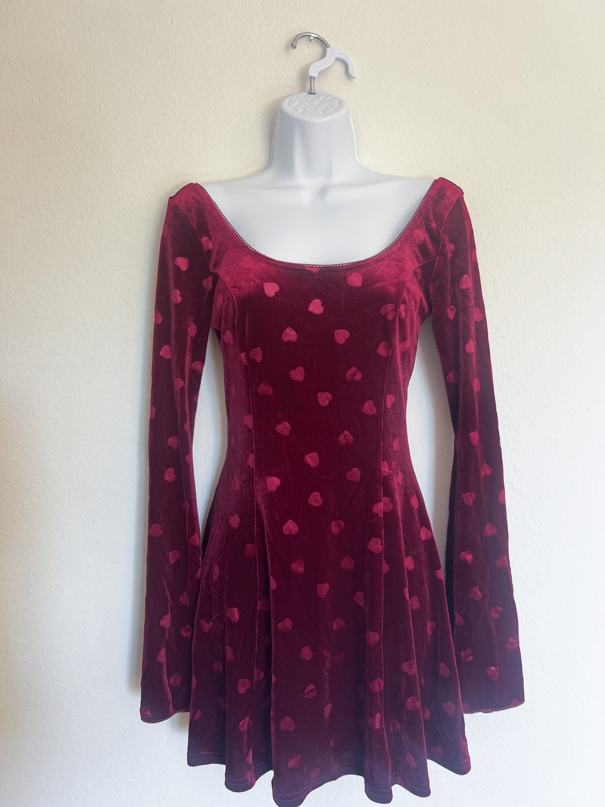 NWT Dolls Kill Sugar Thrillz Valentine Wish Mini Dress Red Heart Velvet Small