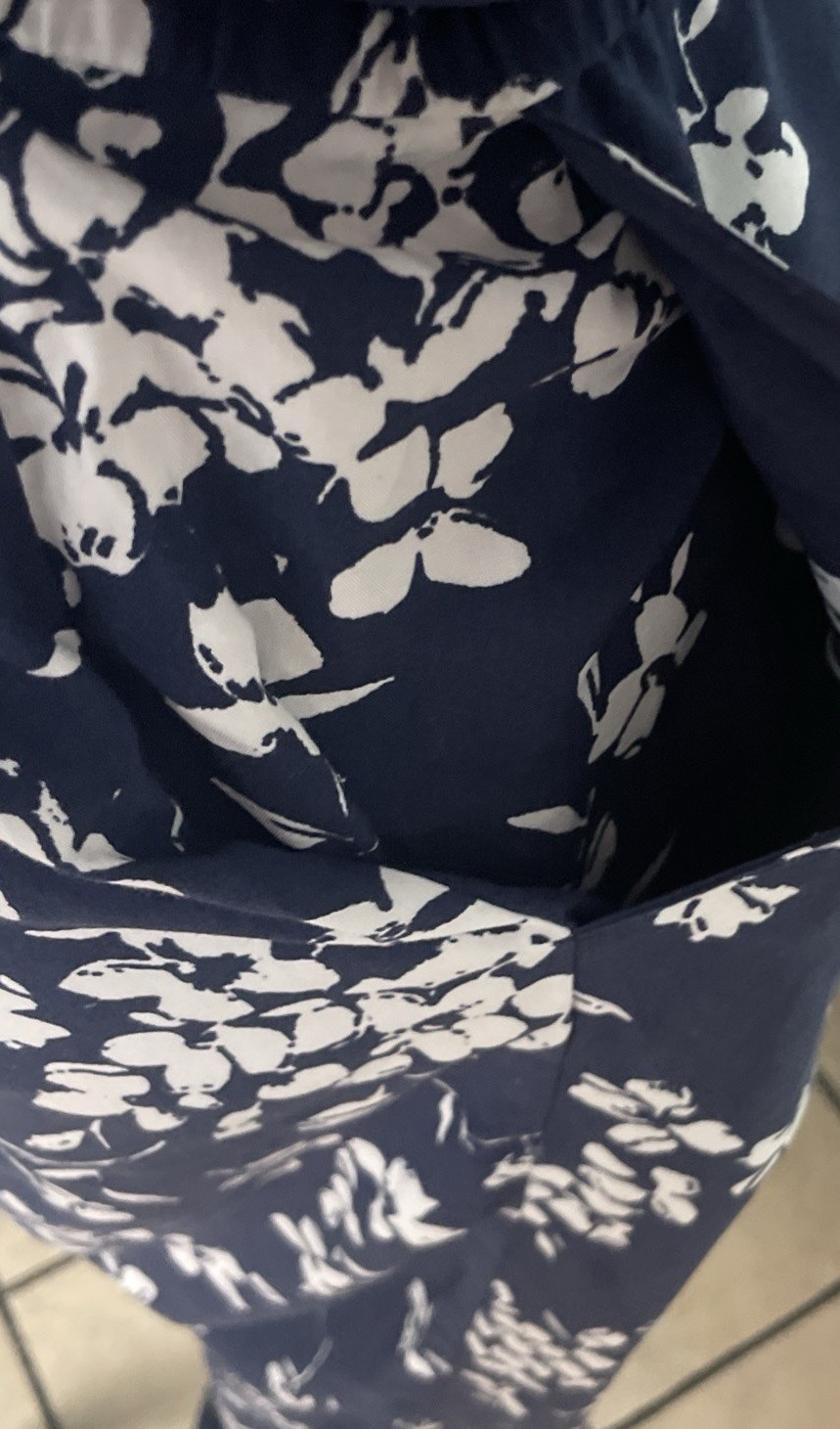 Gap One Piece Navy Blue& White Medium Floral Spaghetti Strap V Neck Pockets