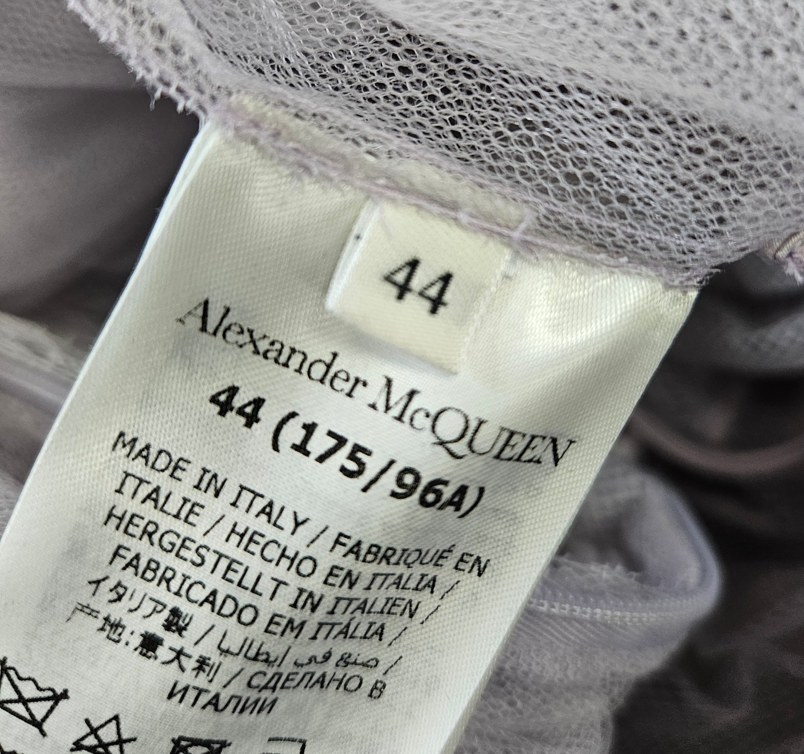 Alexander Mcqueen Embroidered Purple With Bow Spring/Summer 2022 Show Gown