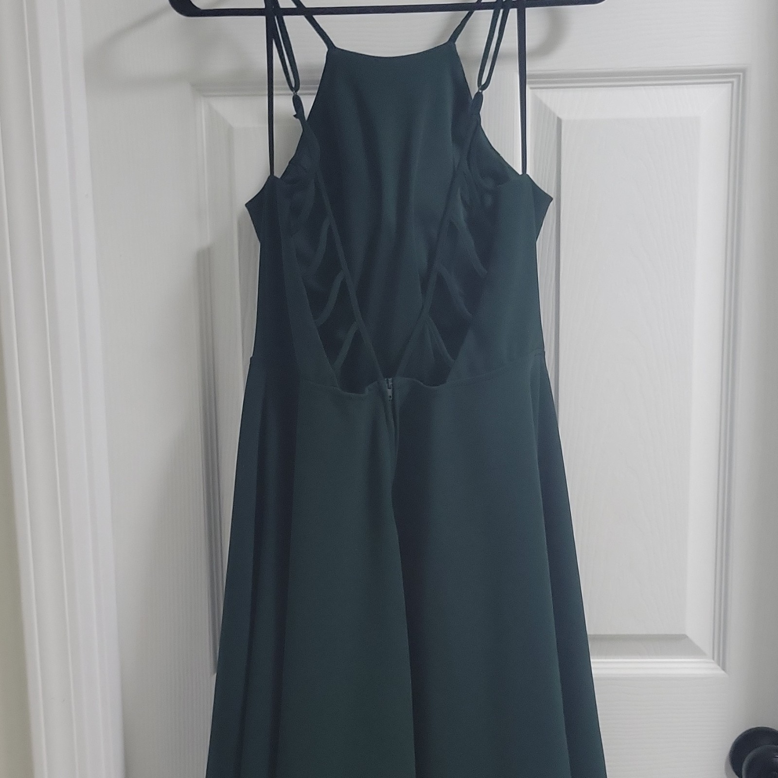 B. Darlin Green Halter Strappy Back Fit & Flare A-Line Zip Dress Juniors 11-12