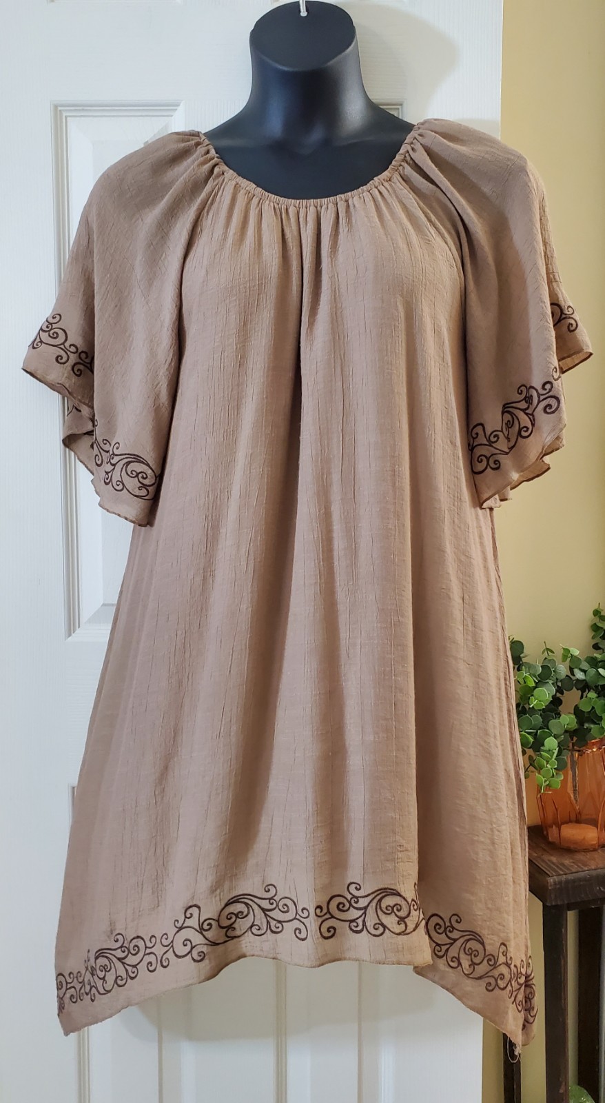 *INDIGO SOUL*Shark Bite Hem Dress●Sz.XL●Embroidered Detailing●Clean●Very Pretty❤