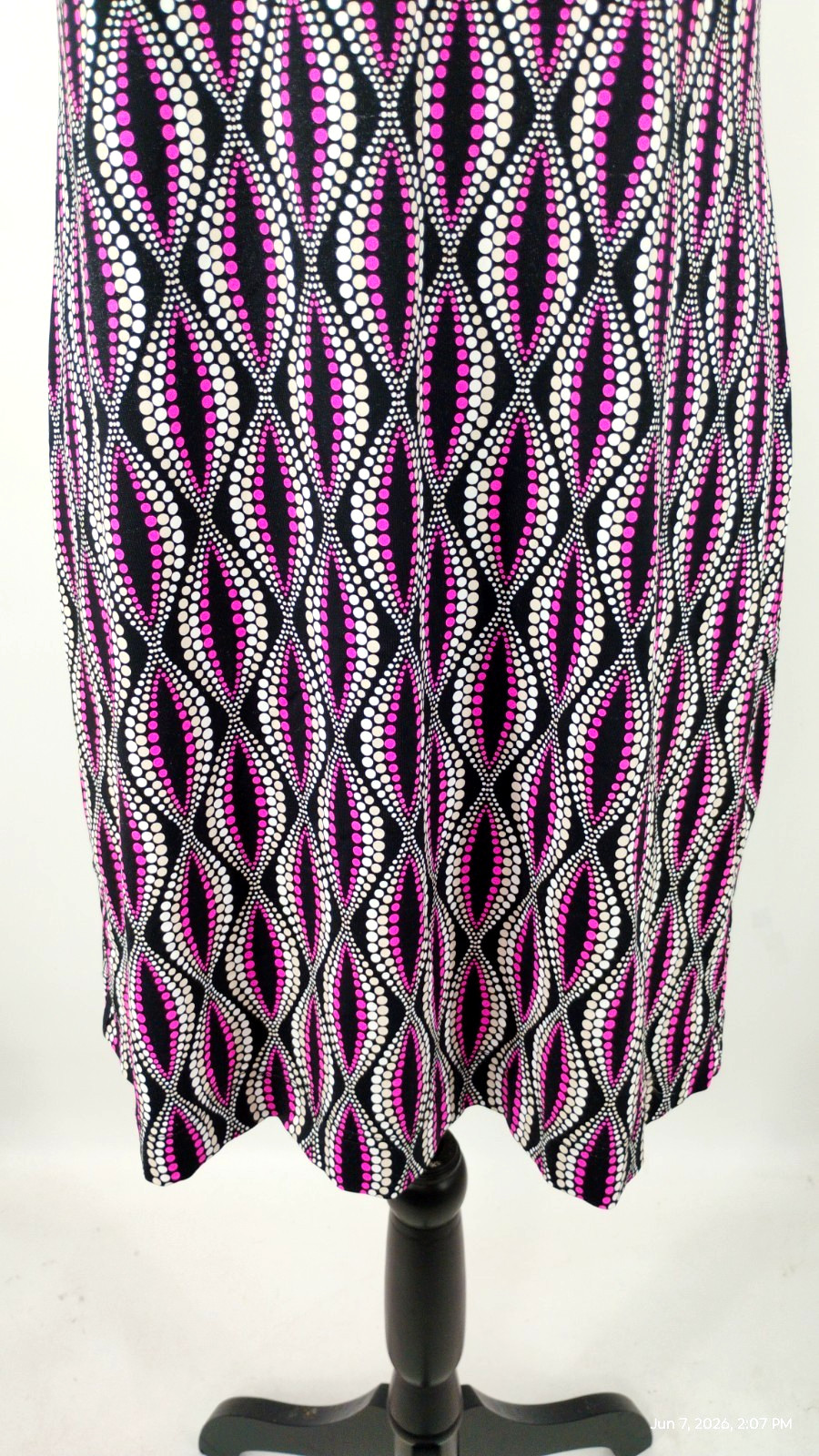 NEW Lulu- B Diamond Dot Short Sleeve V-Neck Dress UPF 50+ Stretch Small.