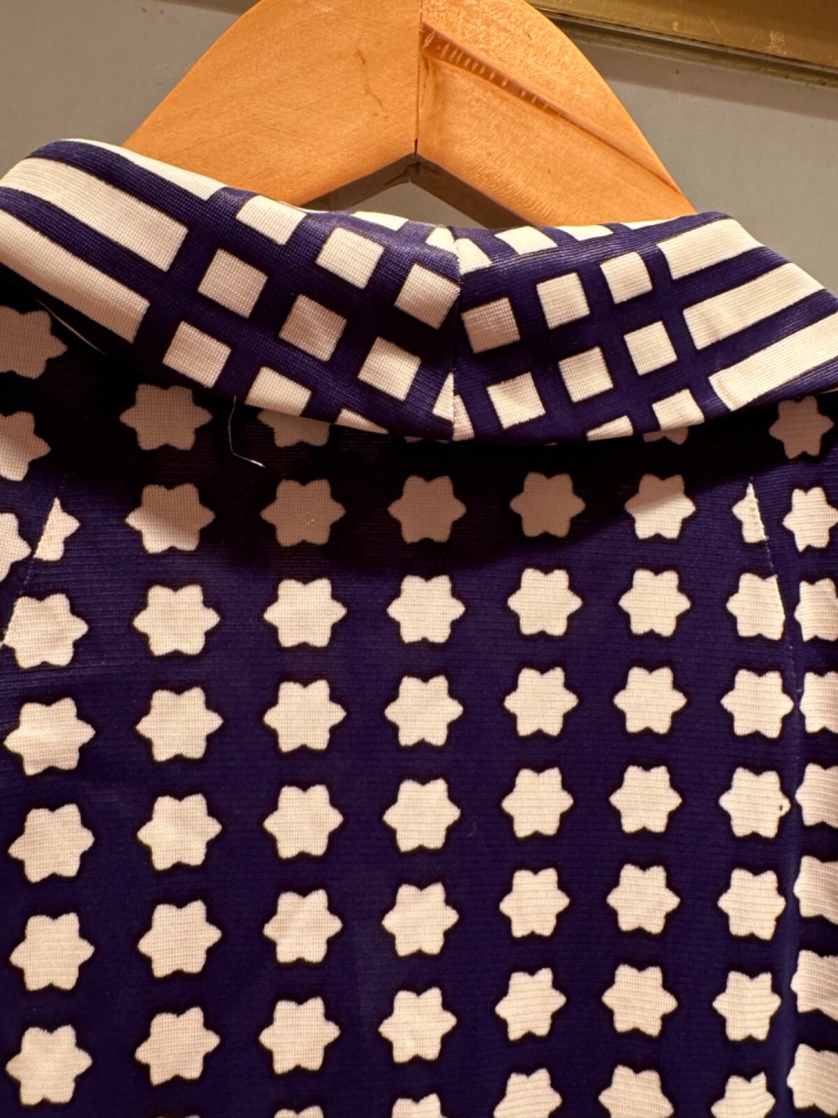 SIZE MEDIUM Navy/White Sheath Full Midi Button Up Geometric Pleated Skirt
