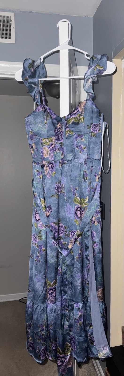 Brand New with tag Lulus Size M