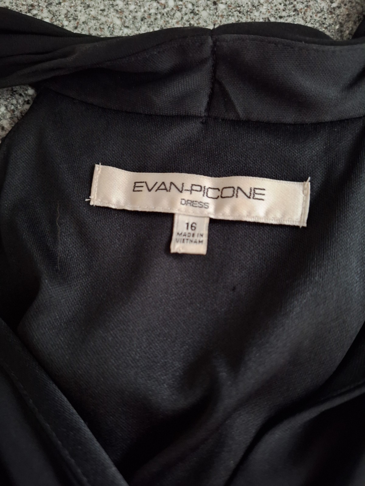 Evan-Picone Halter Dress Black Size 16 V-neck Polyester Blend Excellent
