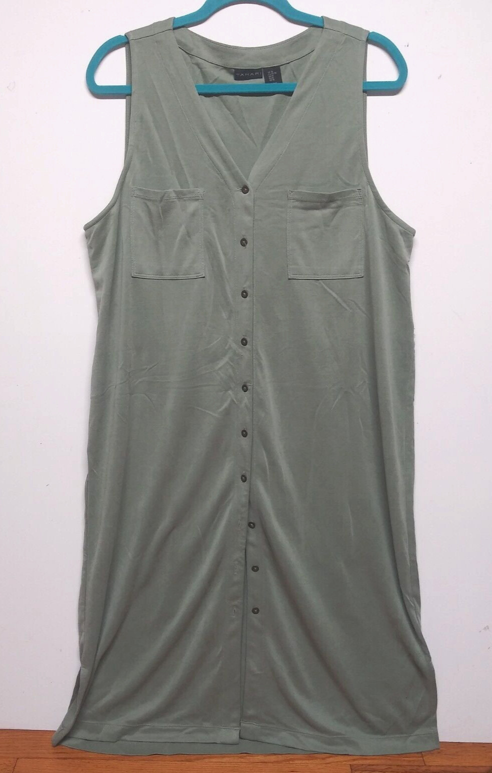 Tahari dress sage green XL lagenlook front buttons sleeveless chest pockets EUC