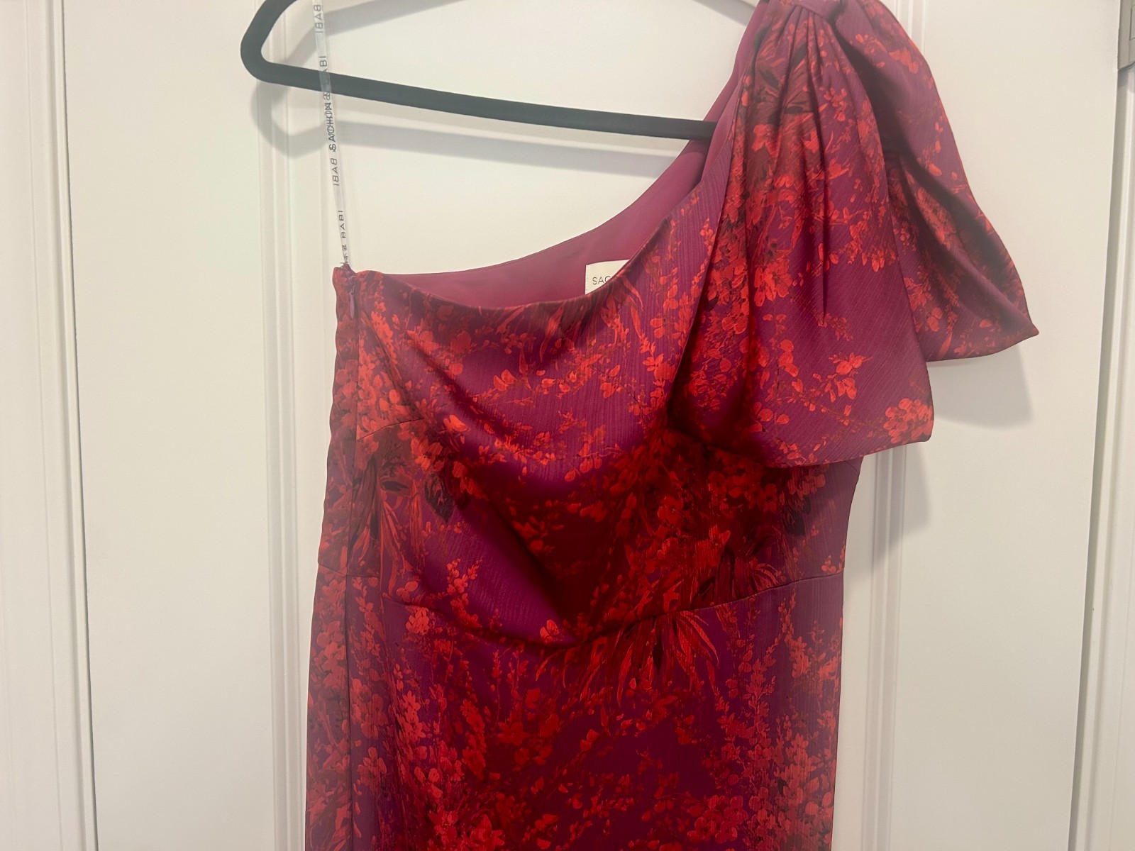 Sachin and Babi Chelsea Gown Raspberry Bouquet Size 8