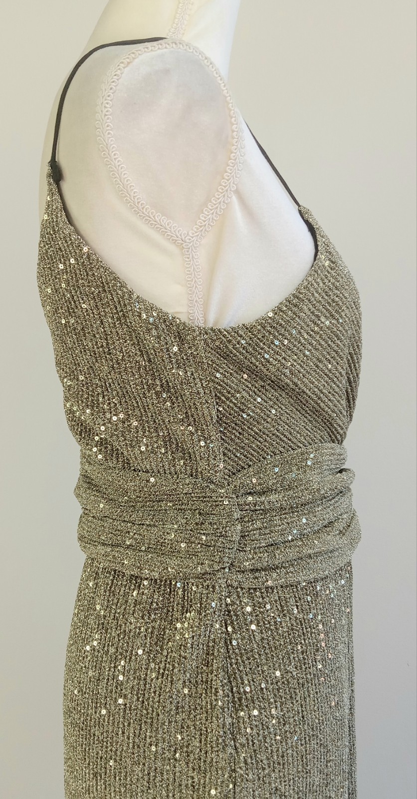 NWT Large SAYLOR Gold Ribbed & Sequins CYRIELLE Faux-Wrap TULIP Midi Event DRESS