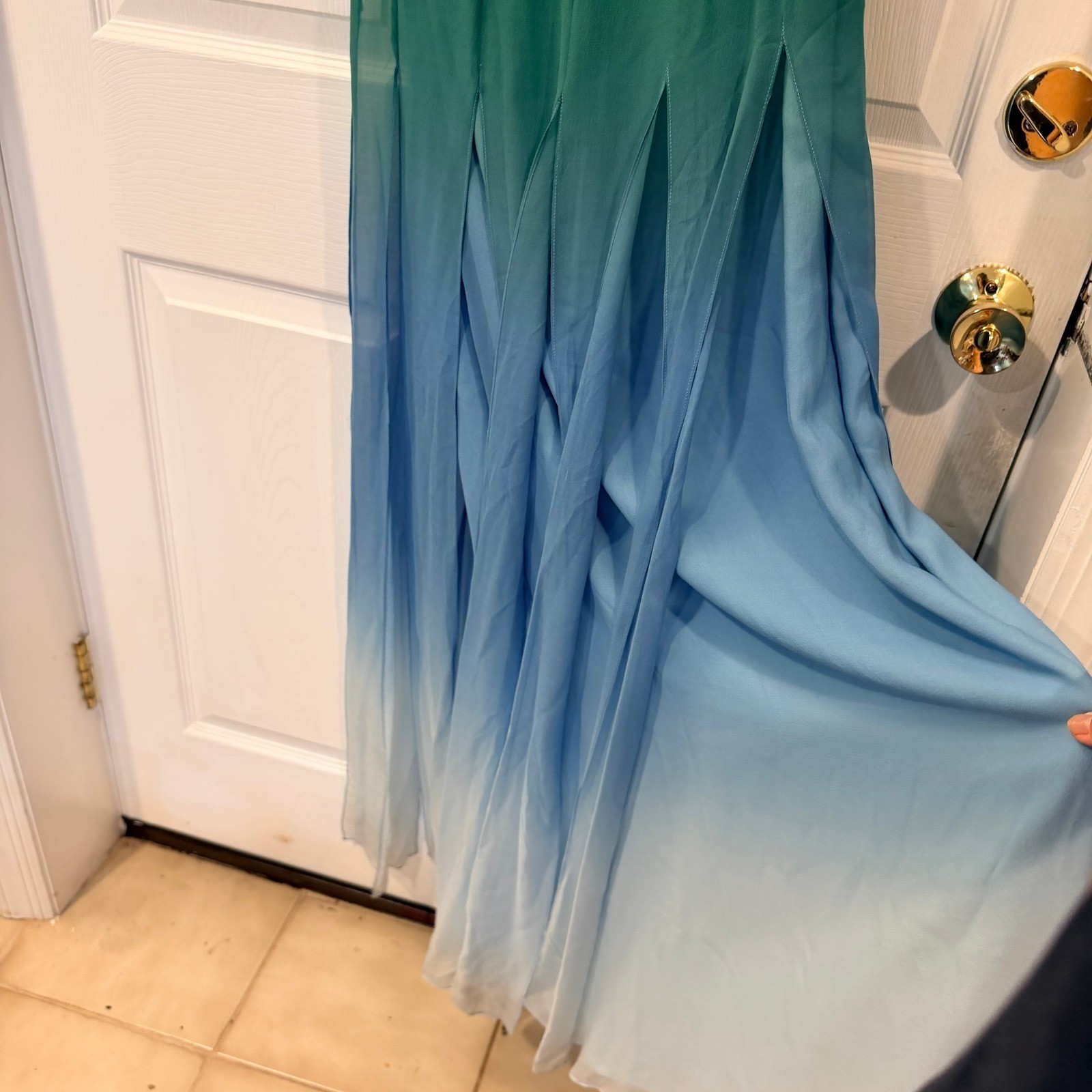 BCBGMAXAZRIA Silk Ombre Maxi Dress Green Blue Y2K Formal Gown Sz 6 Fairy Mermaid