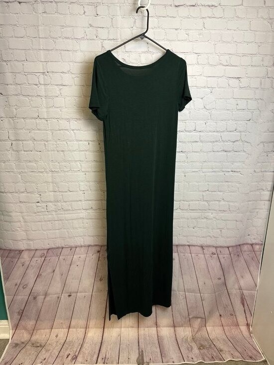 Daily ritual dark hunter green minimalist t shirt maxi dress medium coastal chic