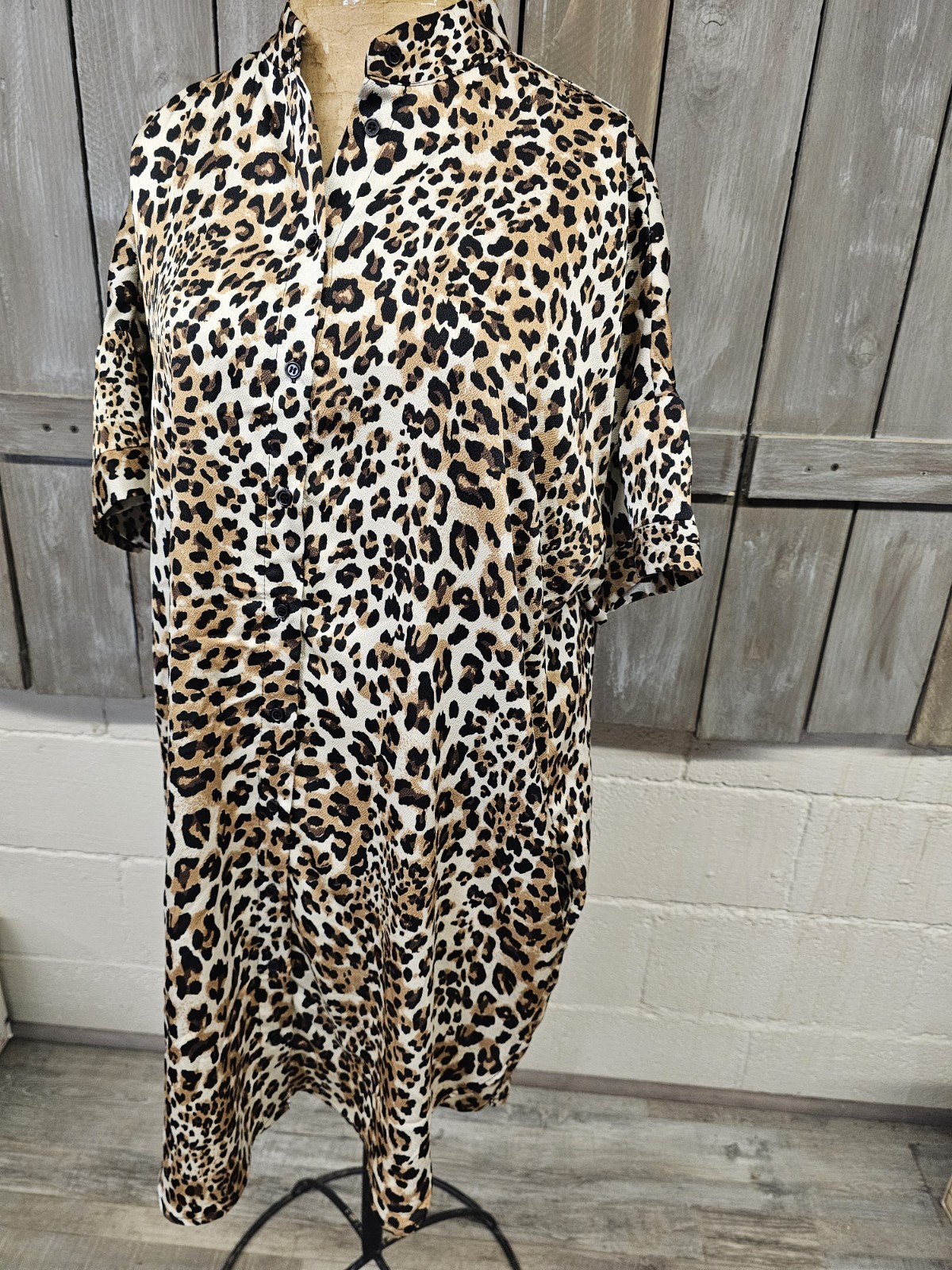 Ellison Button Up Leopard Print Oversized Dress Size Small