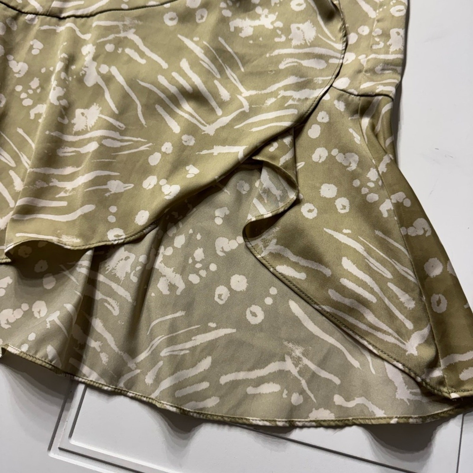 Saltwater Luxe Beige Patterned Maxi Wrap Dress Size Medium M