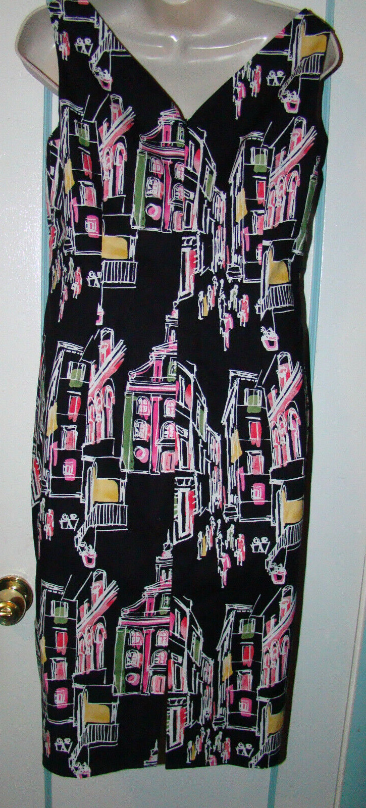 Siri Black Pink Shift Dress with Paris Street Scene All Over Pattern Size 10