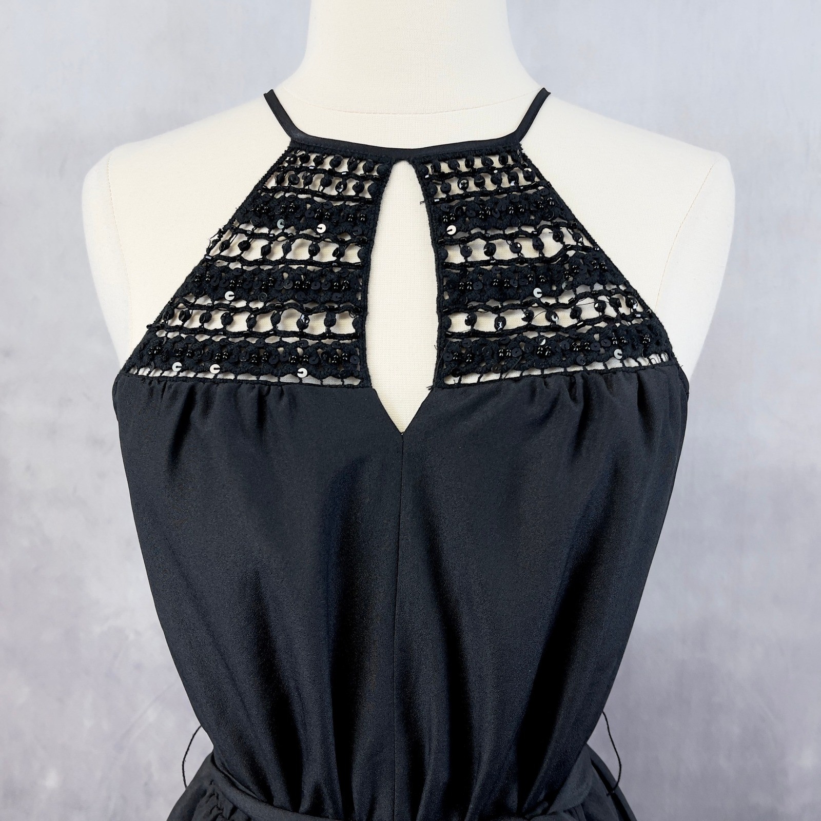 Express Womens Halter Dress XS Party Sequin Crochet Going Out Date Night Party