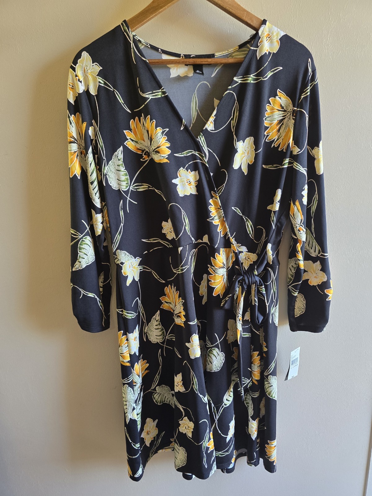 NWT Women’s ALYX Black Multicolor Floral Flowy Cocktail Dress Ties At Waist XL