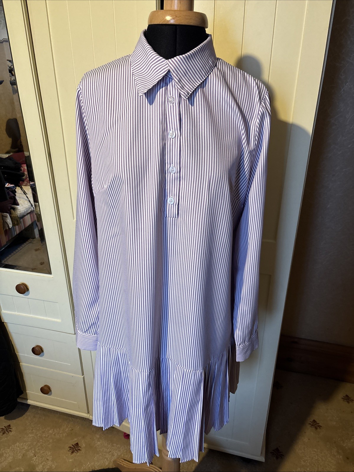 Ladies Short Shirt Dress Size L Purple White Stripe Long Sleeve Pleated Collared
