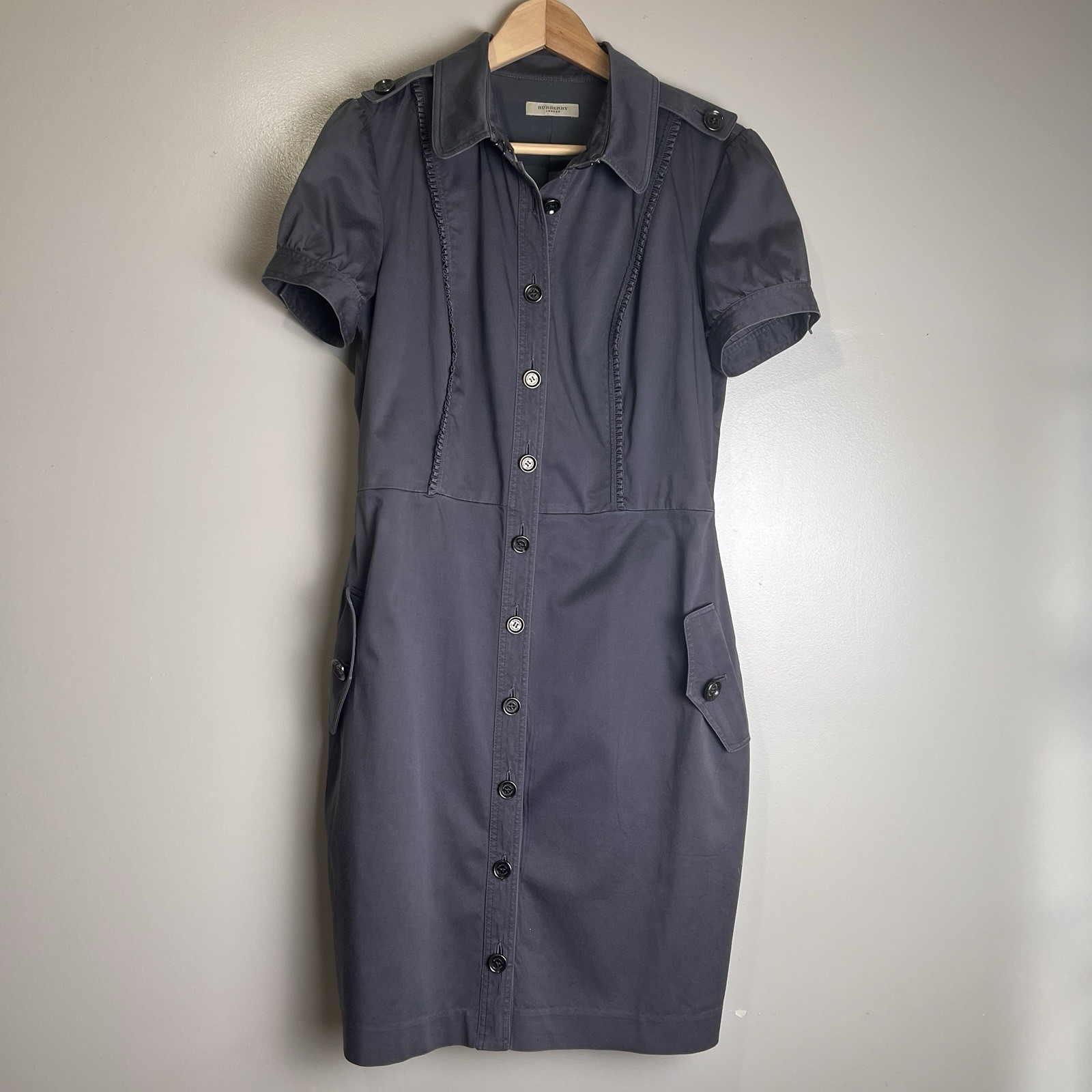 Burberry of London Gray Button Down Dress Size 17.5” Ptp EUC