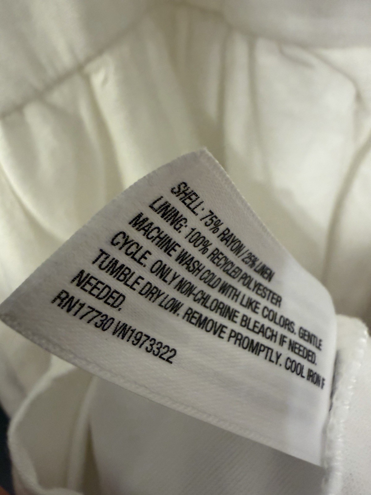 Wild Fable White Mini. Drop Waist Covered Buttons. Sz Small Rayon/Linen